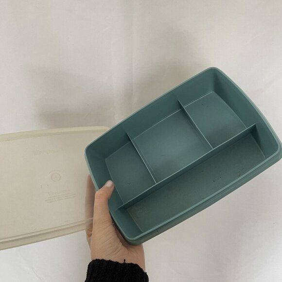 Tupperware vintage turquoise box storage kitchen sewing box 9.5 x 6.5 inches - Picture 3 of 6